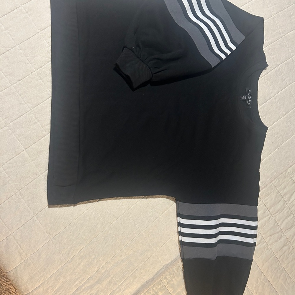 Eloquii Black Sweatshirt with Ribbed Collar